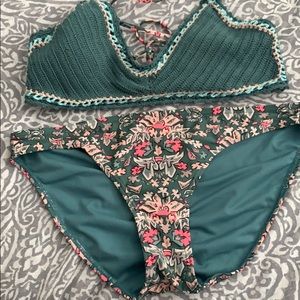 Hunter green crochet bikini